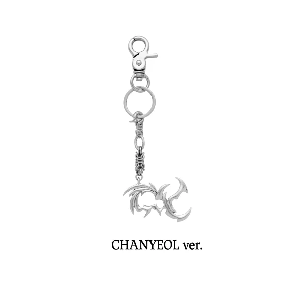 [PRE-ORDER] EXO - Metal Charm Keyring [2026 EXO POP-UP 'REVERXE THE WORLD' Official MD] - Image 4