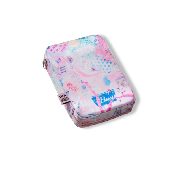 ILLIT - NOT CUTE ANYMORE [1st Single Album - ILLIT x Ashley Williams Pouch Ver.] - Image 3