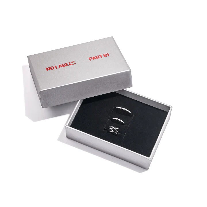 TXT YEONJUN - Earrings (Silver) [NO LABELS: PART 01 Official MD]
