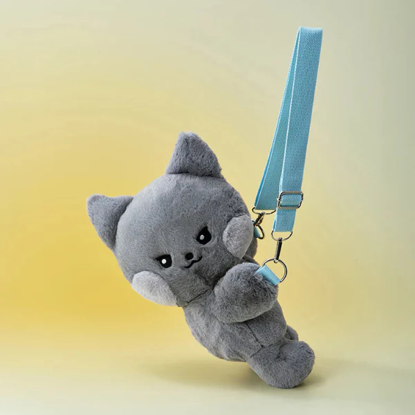 ZEROBASEONE - zeroni FLUFFY Wonderland Plush Cross Bag - Image 3